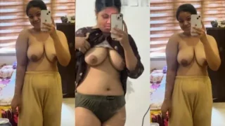Mallu Couple Wife Boobs Giving a Blowjob Uncut Video